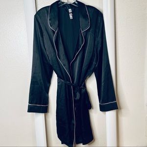 Gilligan & O’Malley Sz L/XL Women’s Black/Pink  Robe Polyester